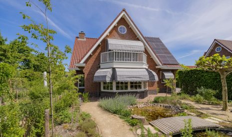 Te koop: Foto Woonhuis aan de Mozartlaan 1 in Voorhout