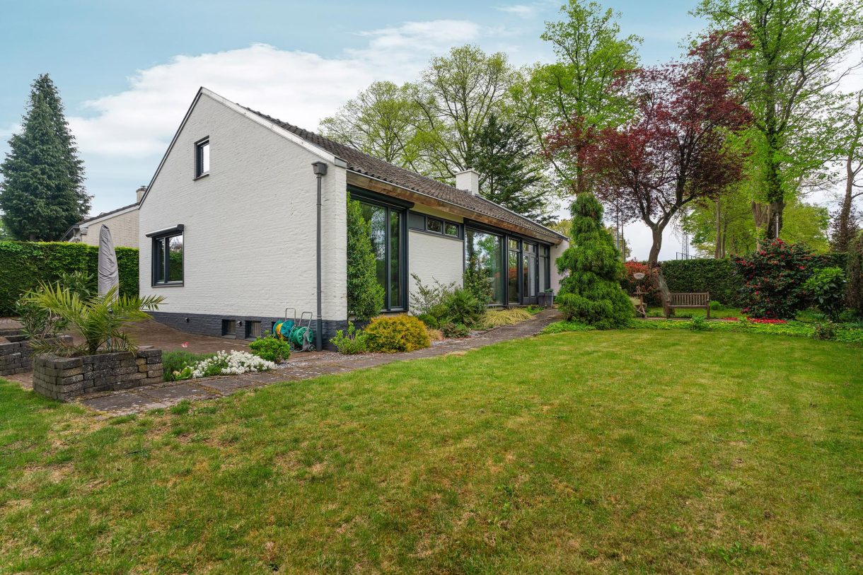 Te koop: Foto Woonhuis aan de d'Almarasweg 14 in Nijmegen