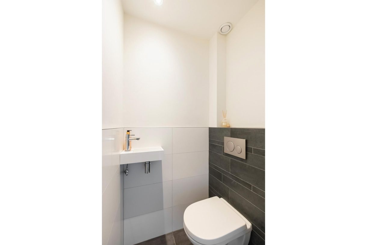 Te koop: Foto Woonhuis aan de Schermerhorn-lanen 62 in Woerden