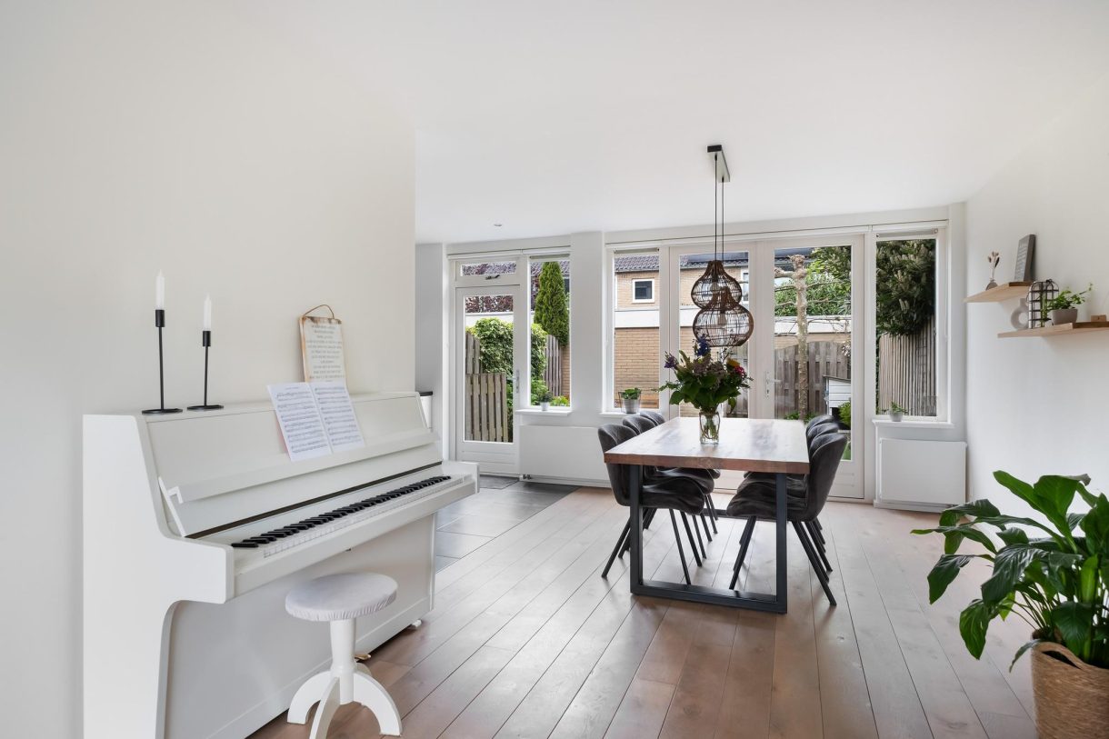 Te koop: Foto Woonhuis aan de Schermerhorn-lanen 62 in Woerden