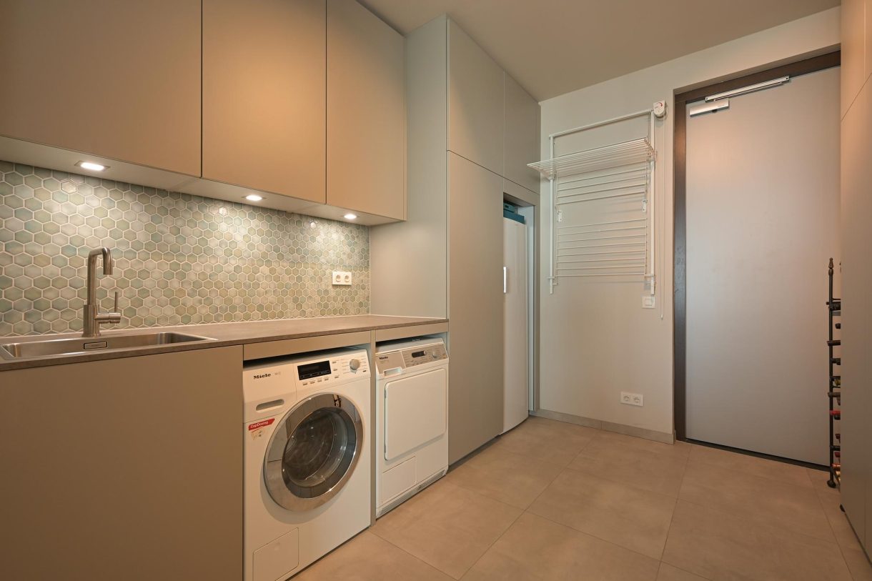 Te koop: Foto Appartement aan de Vuurtorenweg 153 in 's-Gravenhage