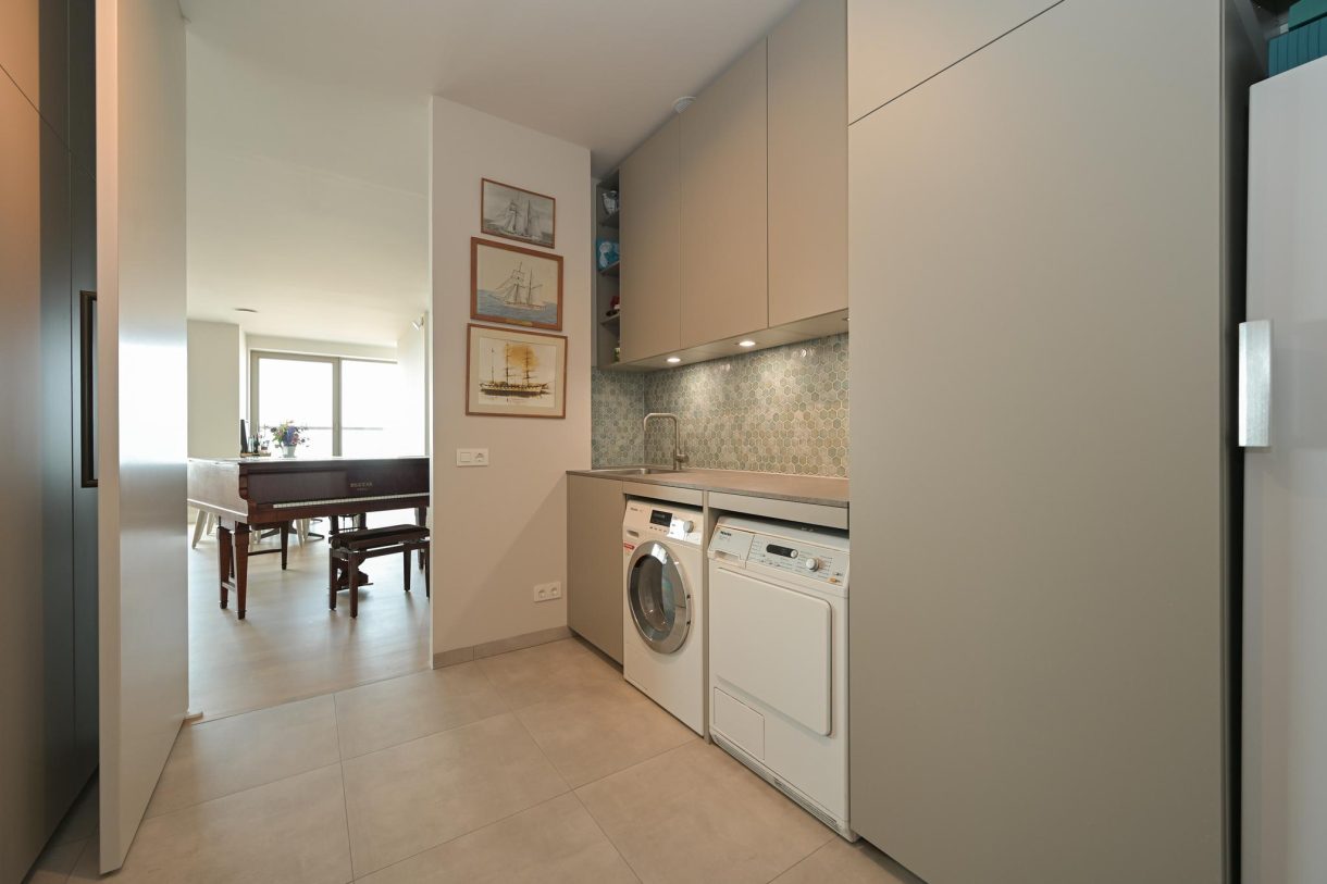 Te koop: Foto Appartement aan de Vuurtorenweg 153 in 's-Gravenhage