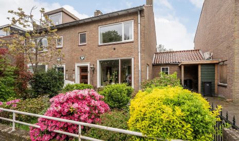 Hoofdfoto van Vlaardingen Mozartlaan 19