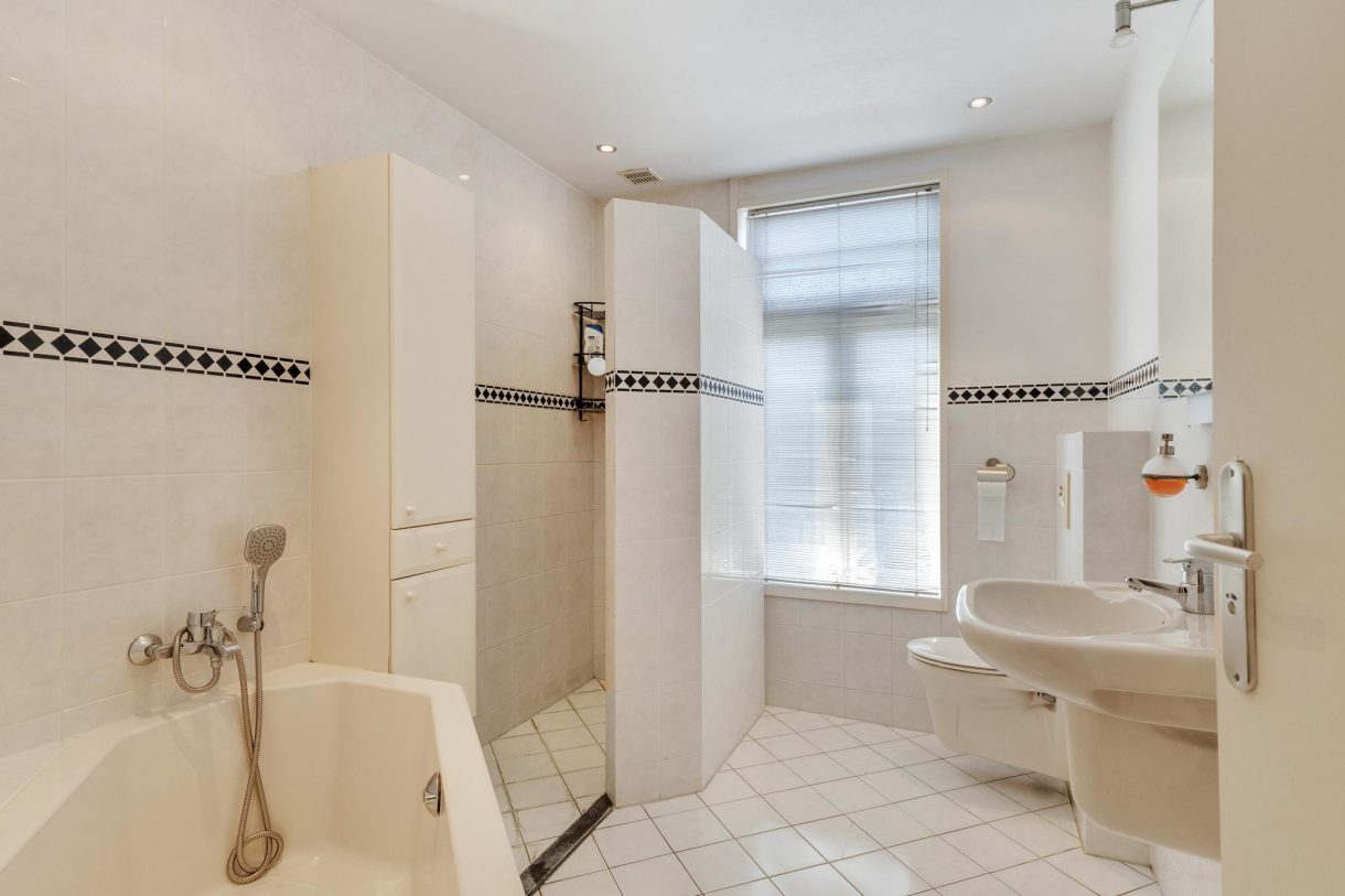 Te koop: Foto Woonhuis aan de Julianastraat 18 in Woerden