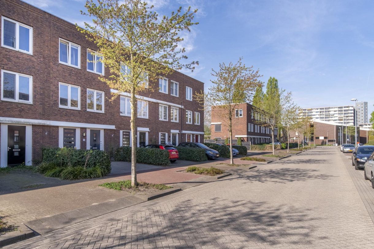 Te koop: Foto Woonhuis aan de MacBridestraat 20 in Veenendaal