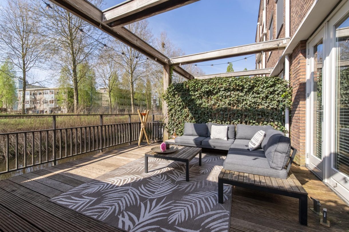 Te koop: Foto Woonhuis aan de MacBridestraat 20 in Veenendaal