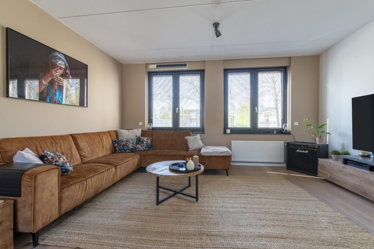 Te koop: Foto Woonhuis aan de MacBridestraat 20 in Veenendaal