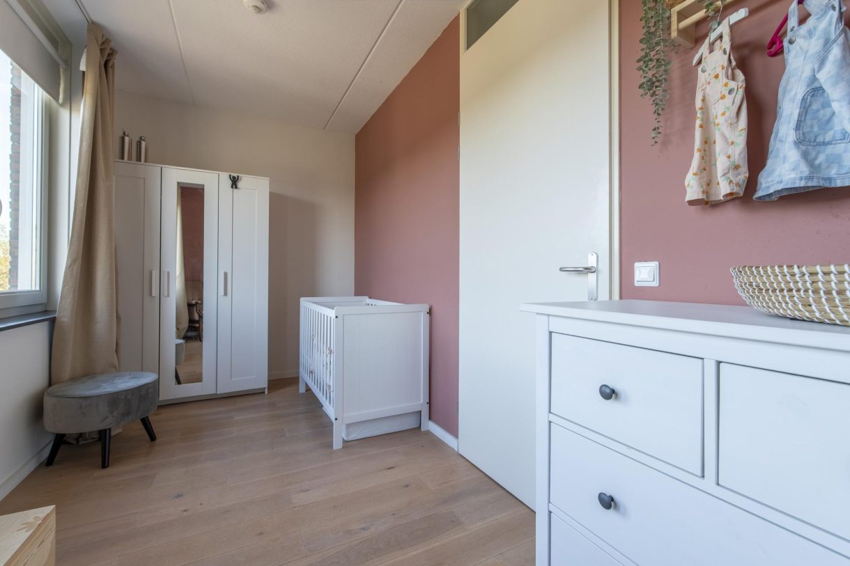 Te koop: Foto Woonhuis aan de MacBridestraat 20 in Veenendaal