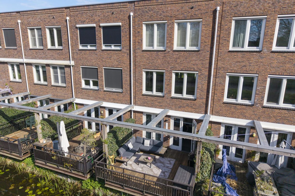 Te koop: Foto Woonhuis aan de MacBridestraat 20 in Veenendaal