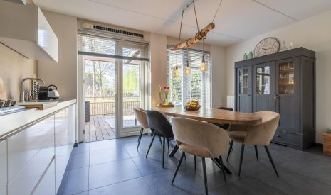 Te koop: Foto Woonhuis aan de MacBridestraat 20 in Veenendaal