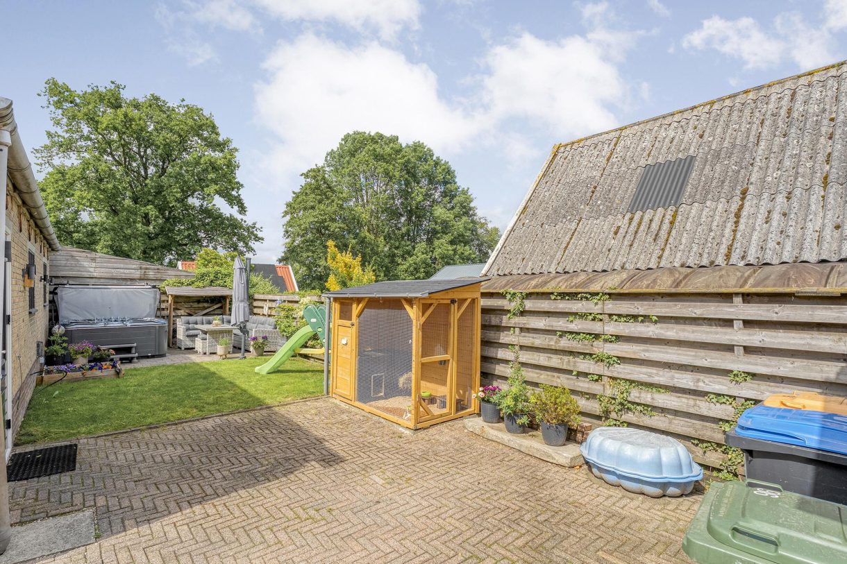 Te koop: Foto Woonhuis aan de Veneweg 96 in Wanneperveen