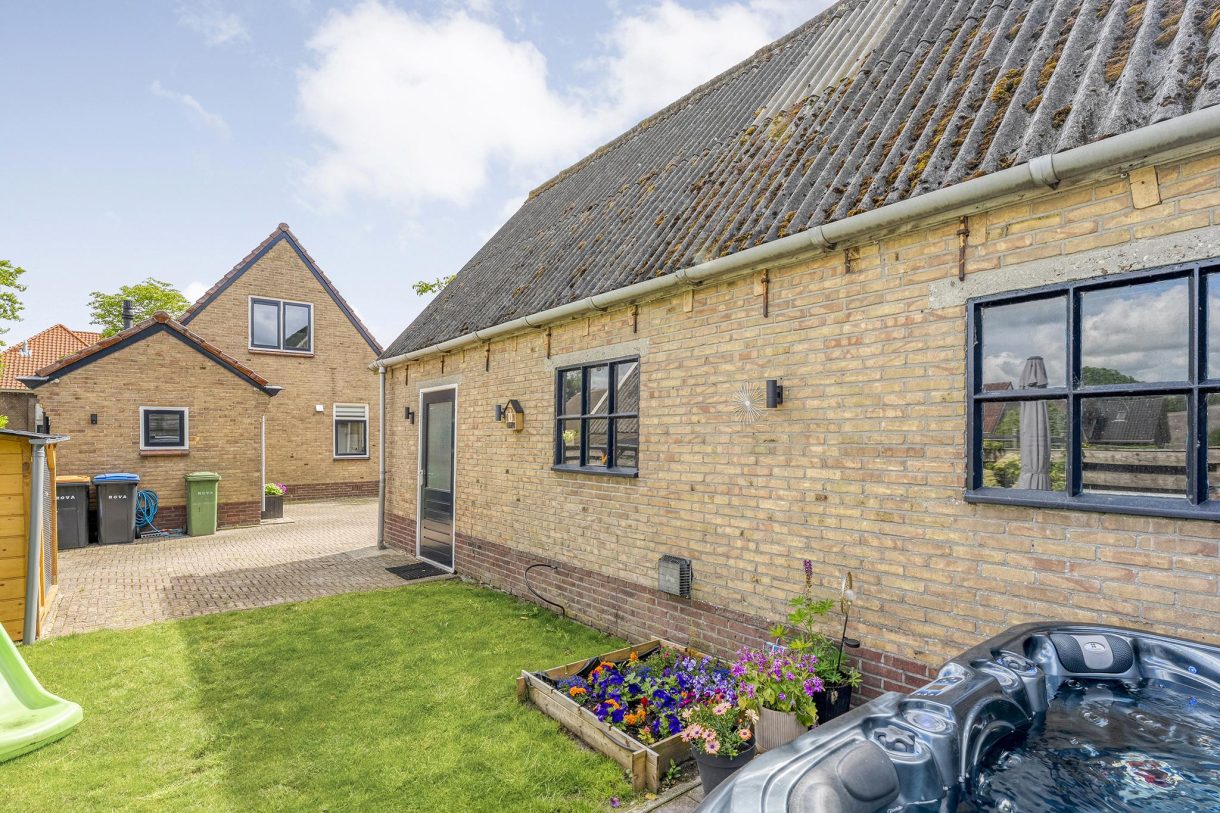 Te koop: Foto Woonhuis aan de Veneweg 96 in Wanneperveen