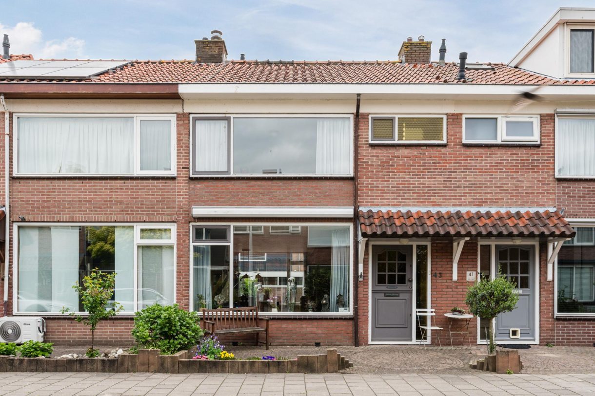 Te koop: Foto Woonhuis aan de Karel Doormanstraat 43 in Bodegraven