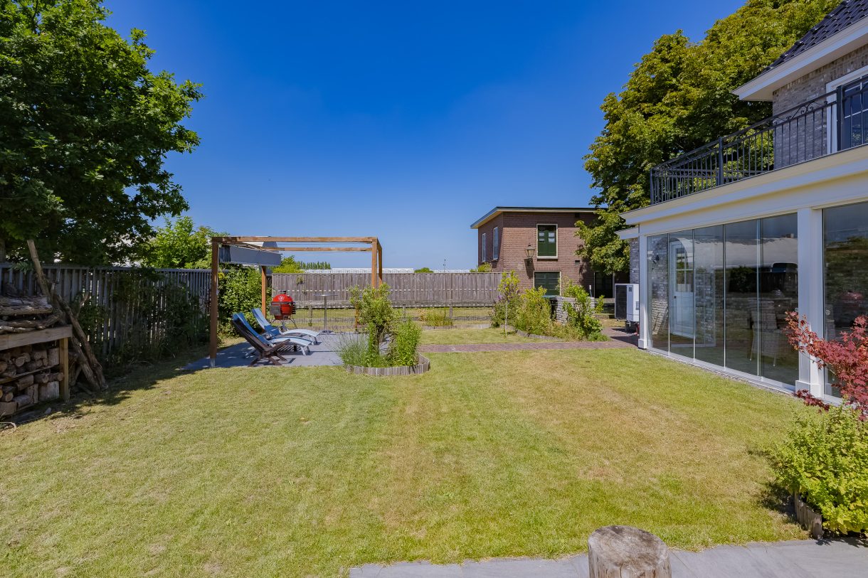 Te koop: Foto Woonhuis aan de Achterweg 17b in Nieuwe Wetering