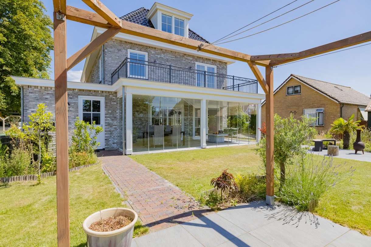 Te koop: Foto Woonhuis aan de Achterweg 17b in Nieuwe Wetering