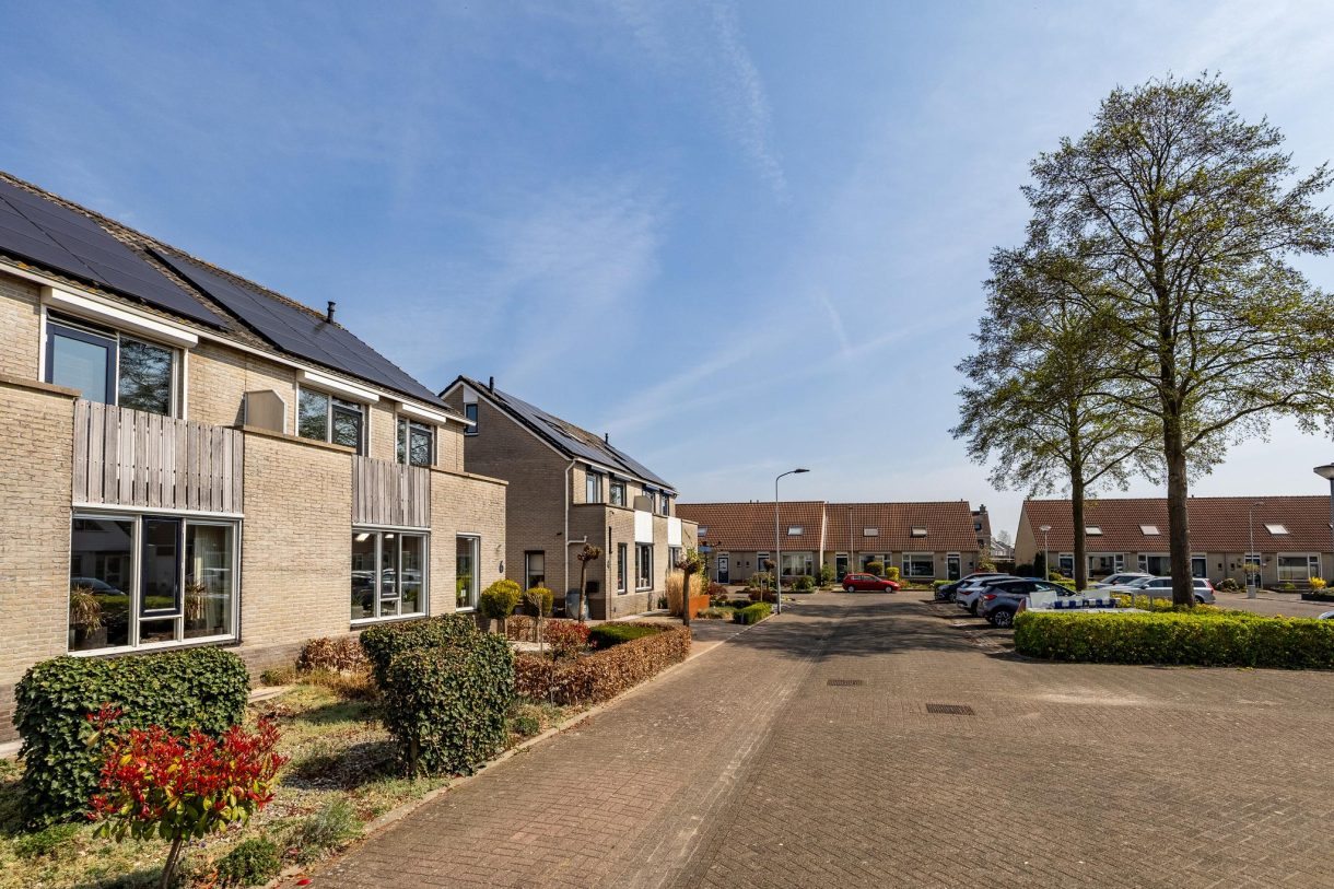 Te koop: Foto Woonhuis aan de Imker 6 in Eerbeek