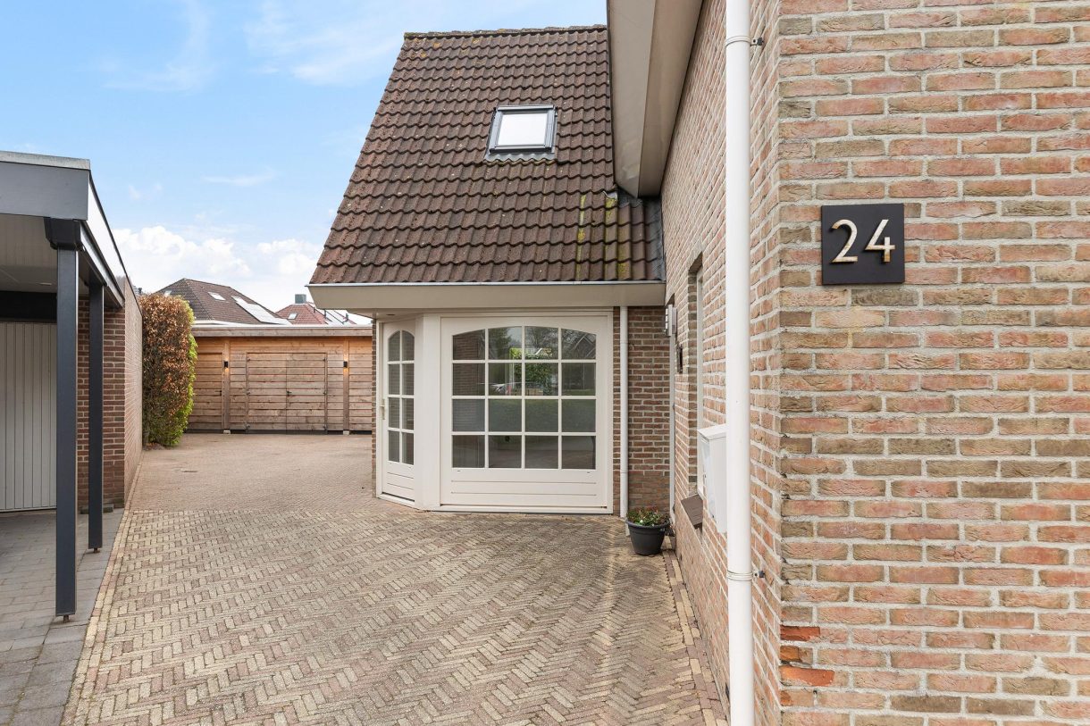 Te koop: Foto Woonhuis aan de Thorbeckehof 24 in Wezep