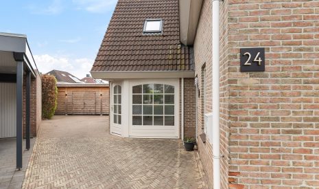 Te koop: Foto Woonhuis aan de Thorbeckehof 24 in Wezep