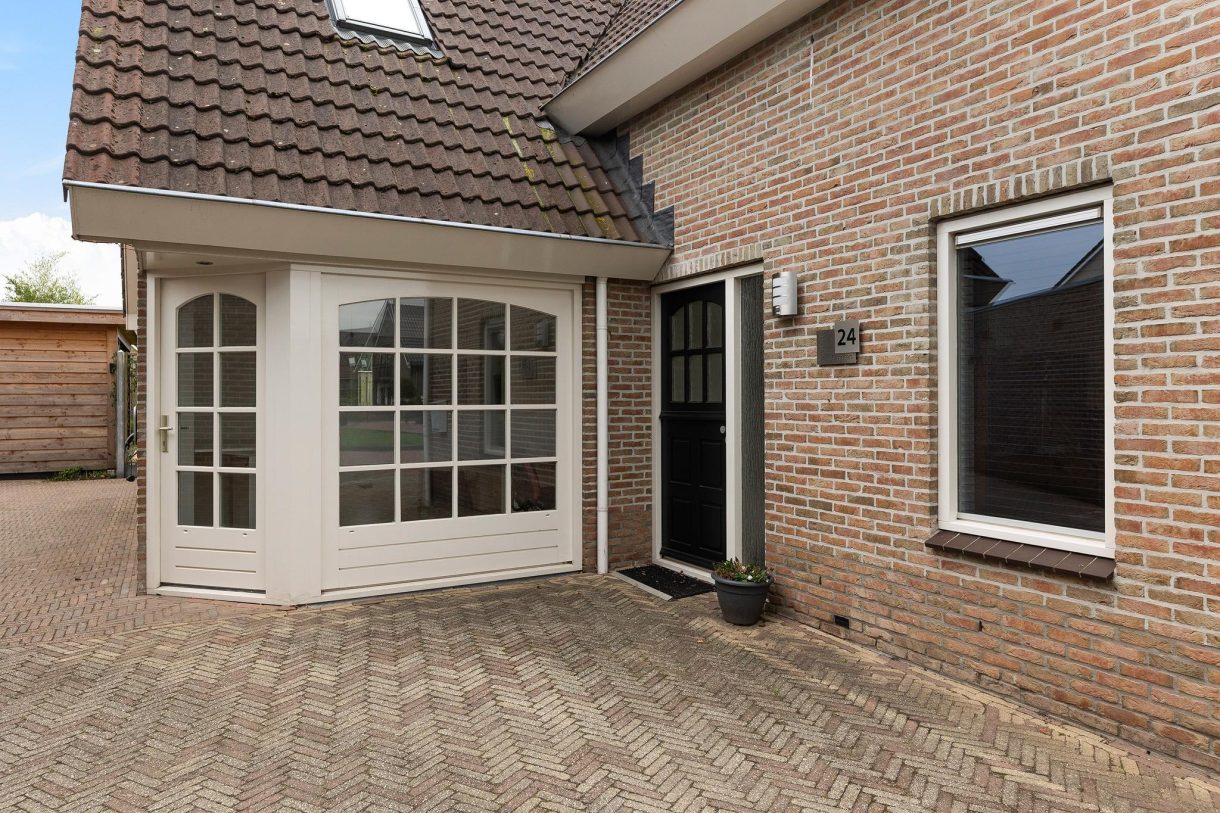 Te koop: Foto Woonhuis aan de Thorbeckehof 24 in Wezep