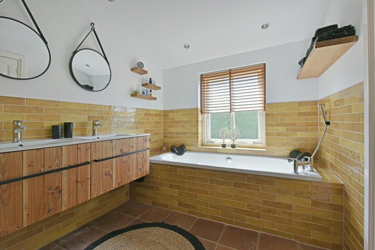 Te koop: Foto Woonhuis aan de Nieuwveens Jaagpad 17 in Nieuwveen