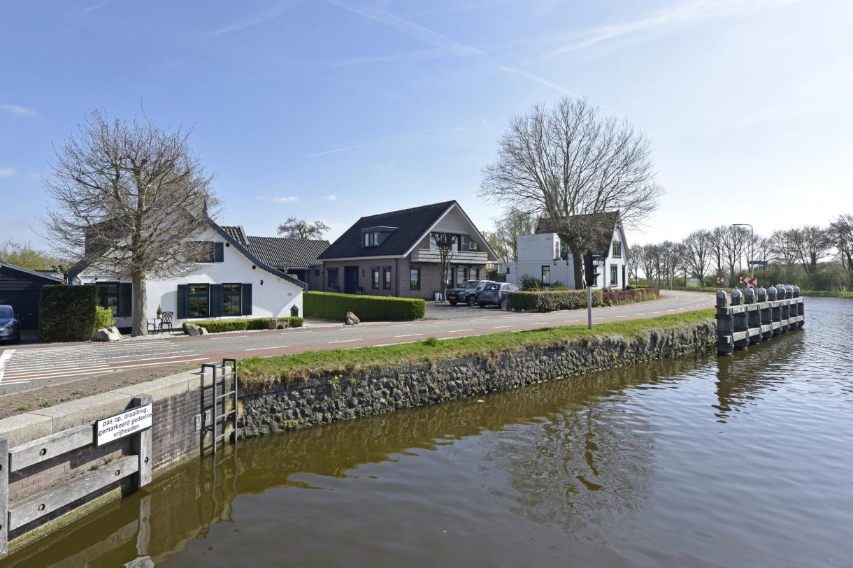 Te koop: Foto Woonhuis aan de Nieuwveens Jaagpad 17 in Nieuwveen