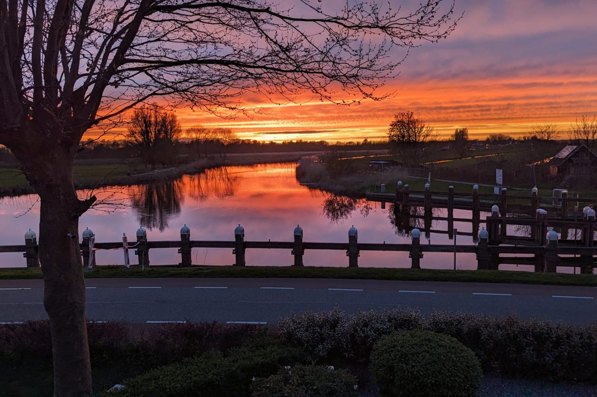 Te koop: Foto Woonhuis aan de Nieuwveens Jaagpad 17 in Nieuwveen