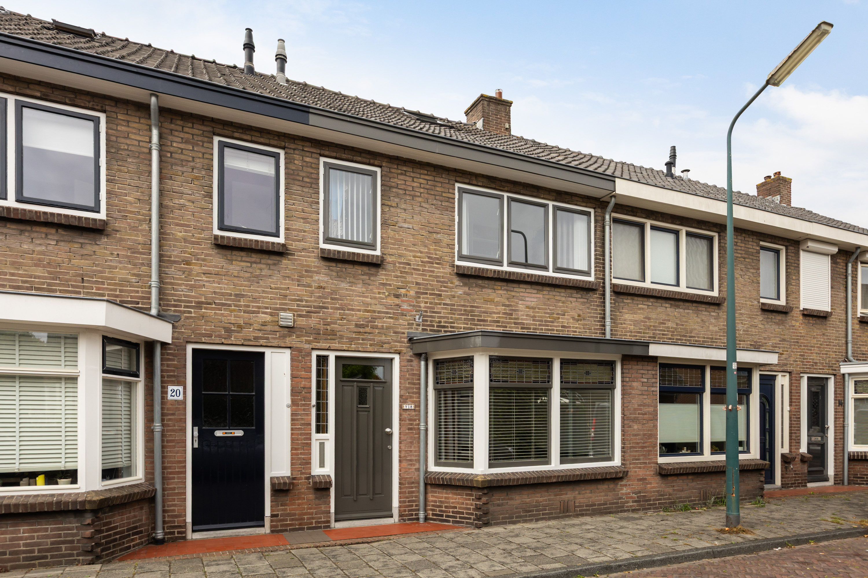 koop  Woerden  Burg. Schalijstraat 18 – Hoofdfoto