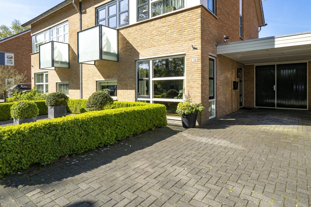 Te koop: Foto Woonhuis aan de Kroeskarperstraat 38 in Hengelo