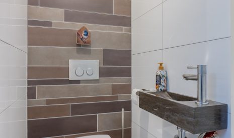Te koop: Foto Woonhuis aan de Pluimzeggekreek 8 in Leiderdorp