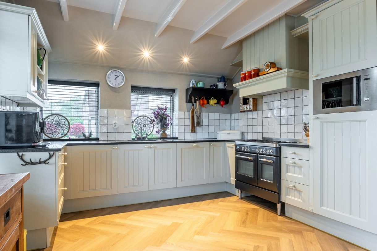 Te koop: Foto Woonhuis aan de Asserweg 8 in Beilen