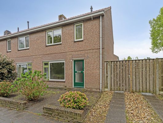 Hoofdfoto van Uden Cellostraat 107