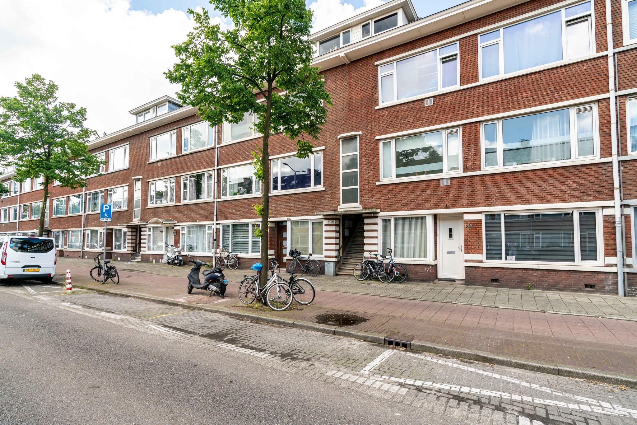 koop  's-Gravenhage  De Genestetlaan 159 – Hoofdfoto