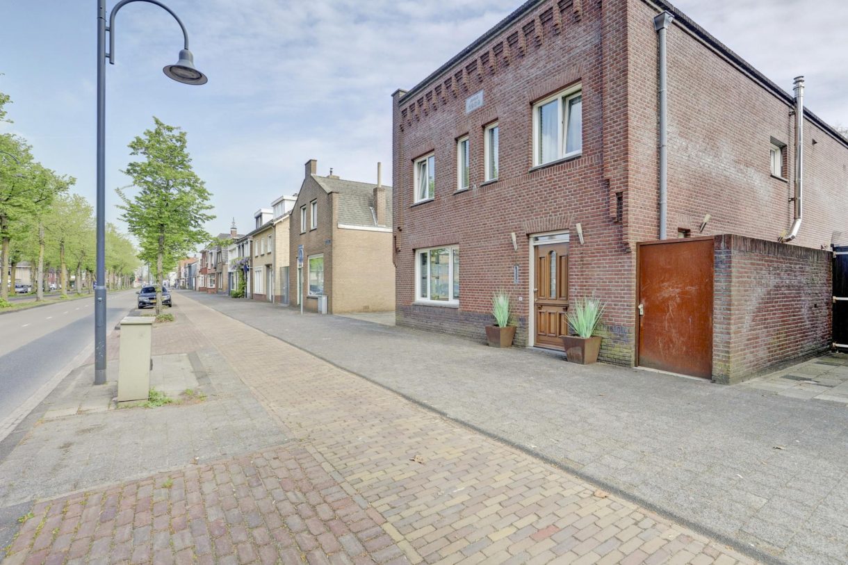 Te koop: Foto Woonhuis aan de Julianastraat 70 in Rijen