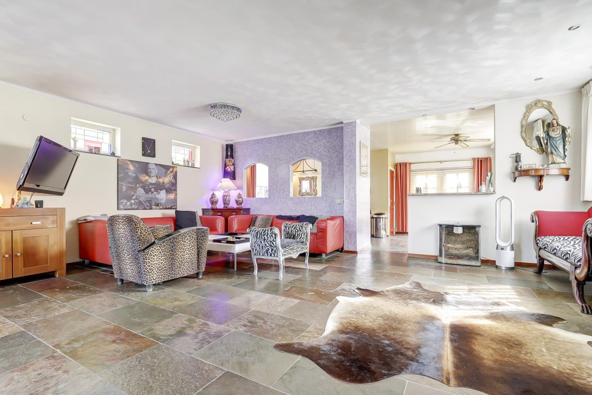 Te koop: Foto Woonhuis aan de Julianastraat 70 in Rijen