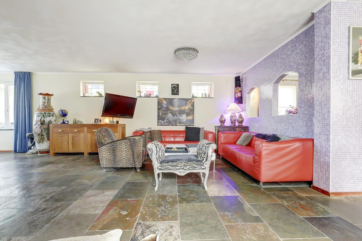 Te koop: Foto Woonhuis aan de Julianastraat 70 in Rijen