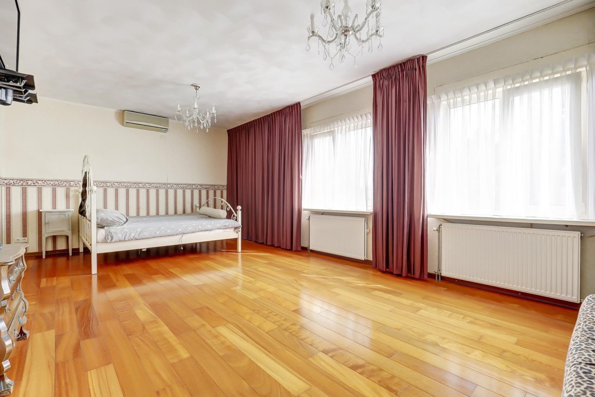 Te koop: Foto Woonhuis aan de Julianastraat 70 in Rijen