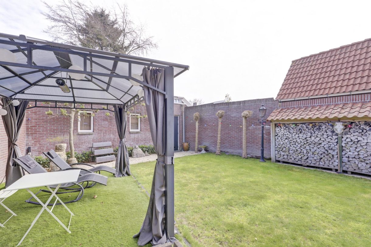 Te koop: Foto Woonhuis aan de Julianastraat 70 in Rijen