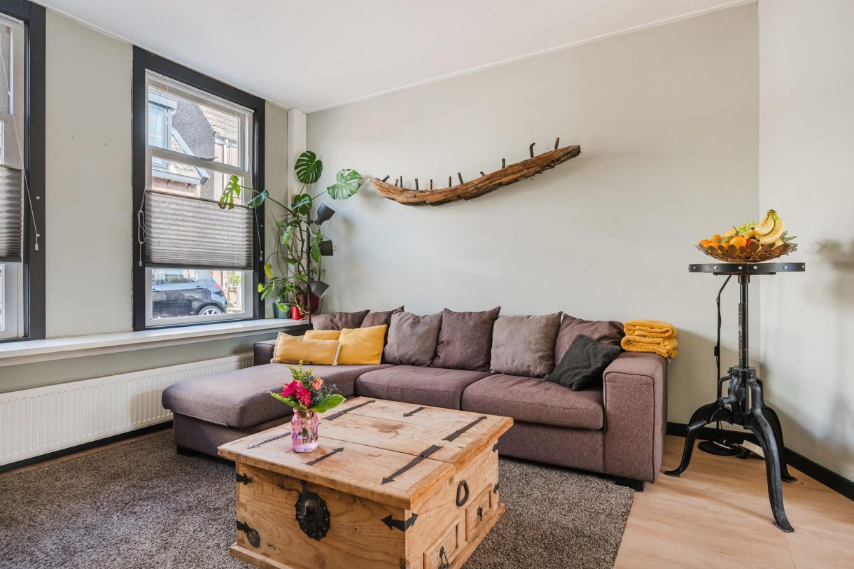 Te koop: Foto Woonhuis aan de Nassaustraat 14 in Bodegraven