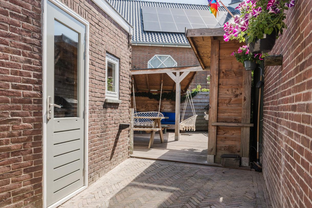 Te koop: Foto Woonhuis aan de Nassaustraat 14 in Bodegraven