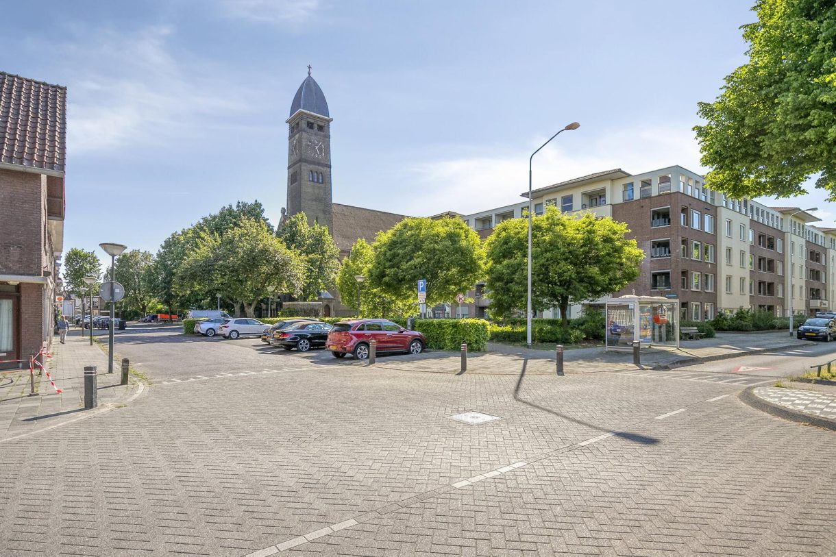 Te koop: Foto Woonhuis aan de Zeelsterstraat 166 in Eindhoven