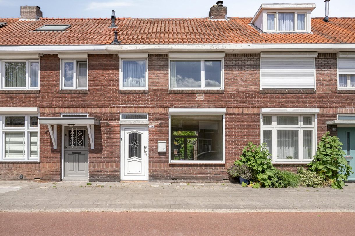 Te koop: Foto Woonhuis aan de Zeelsterstraat 166 in Eindhoven