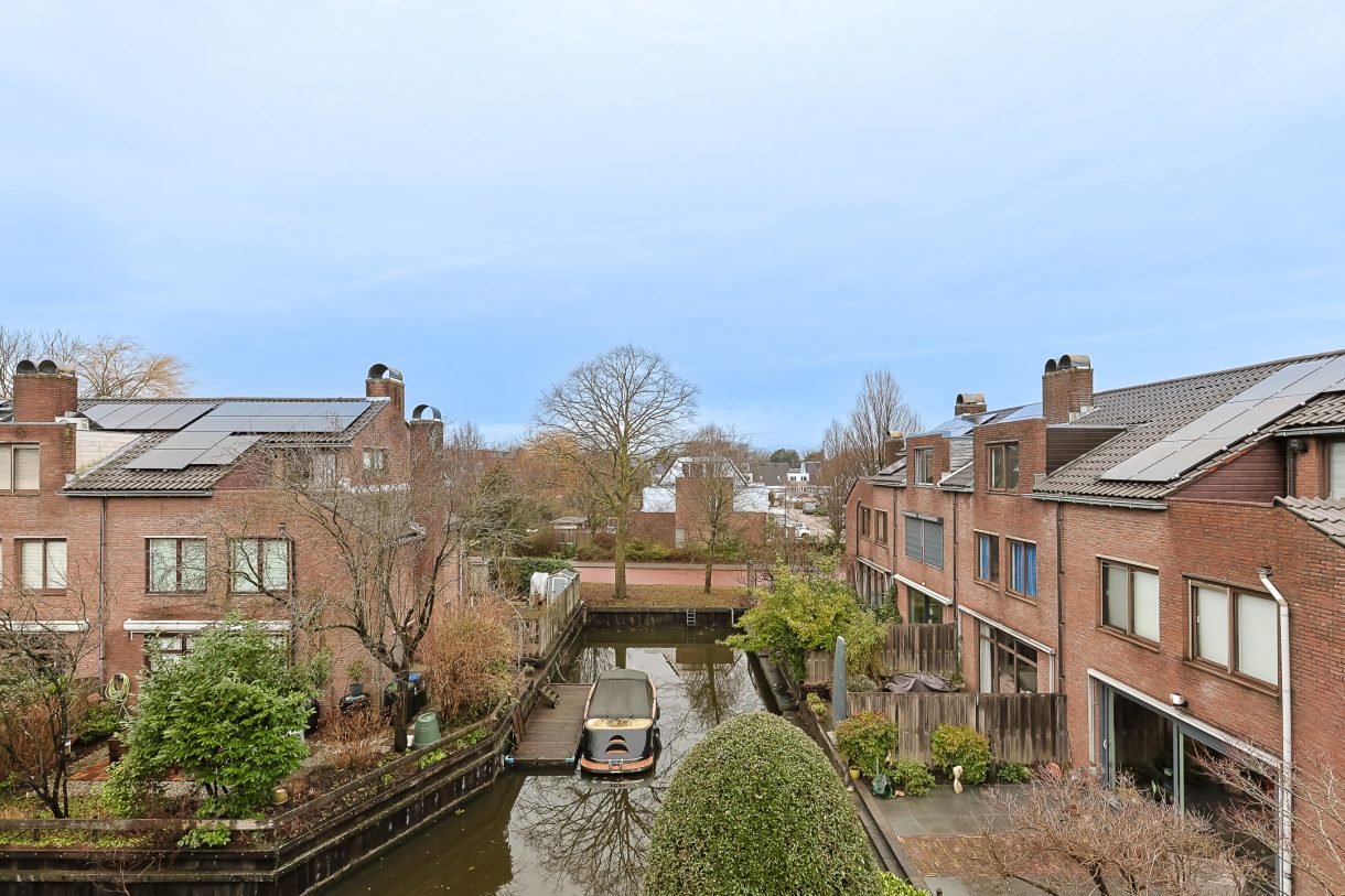 Te koop: Foto Woonhuis aan de Domela Nieuwenhuislaan 9 in Leiden