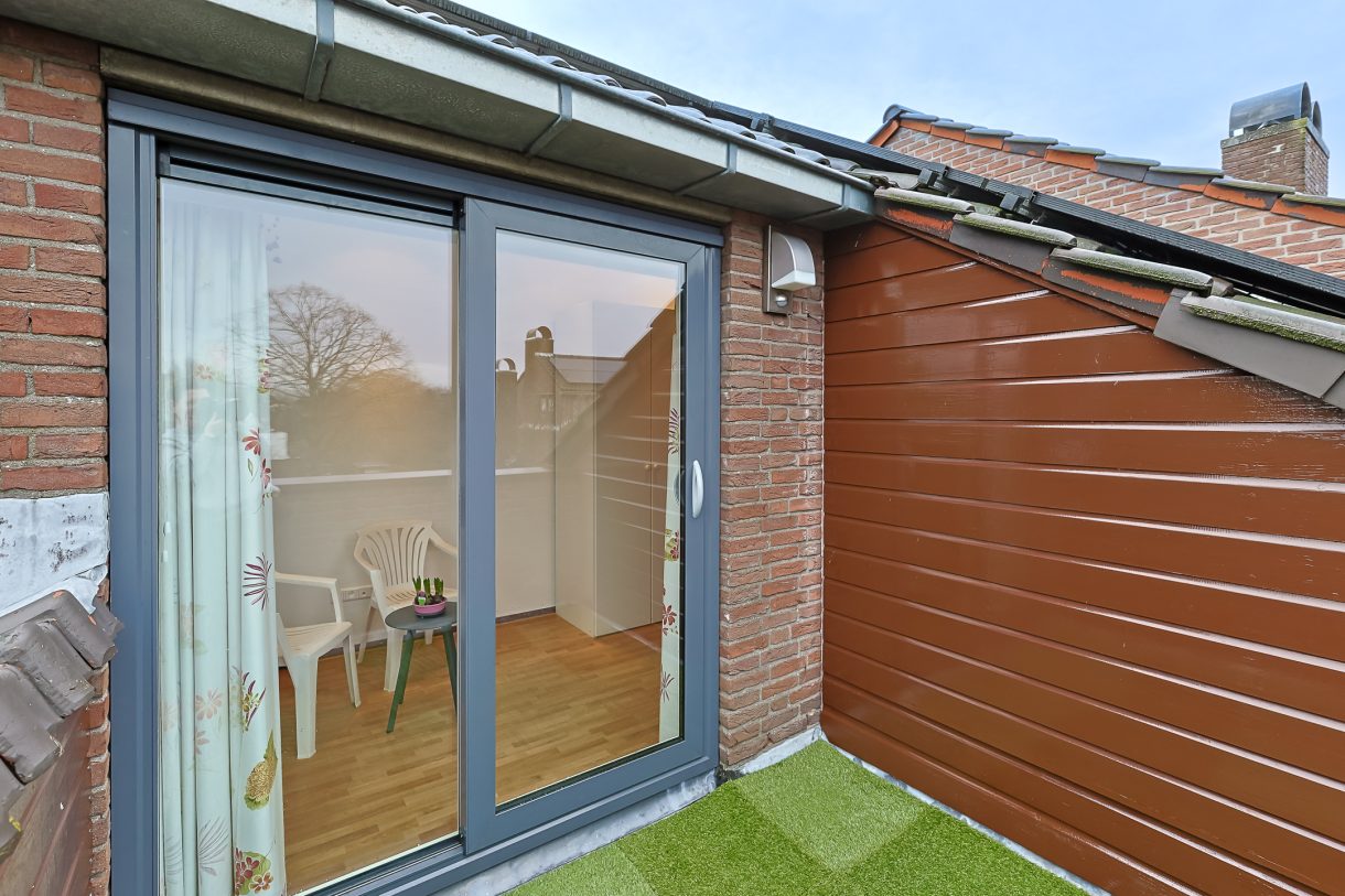 Te koop: Foto Woonhuis aan de Domela Nieuwenhuislaan 9 in Leiden