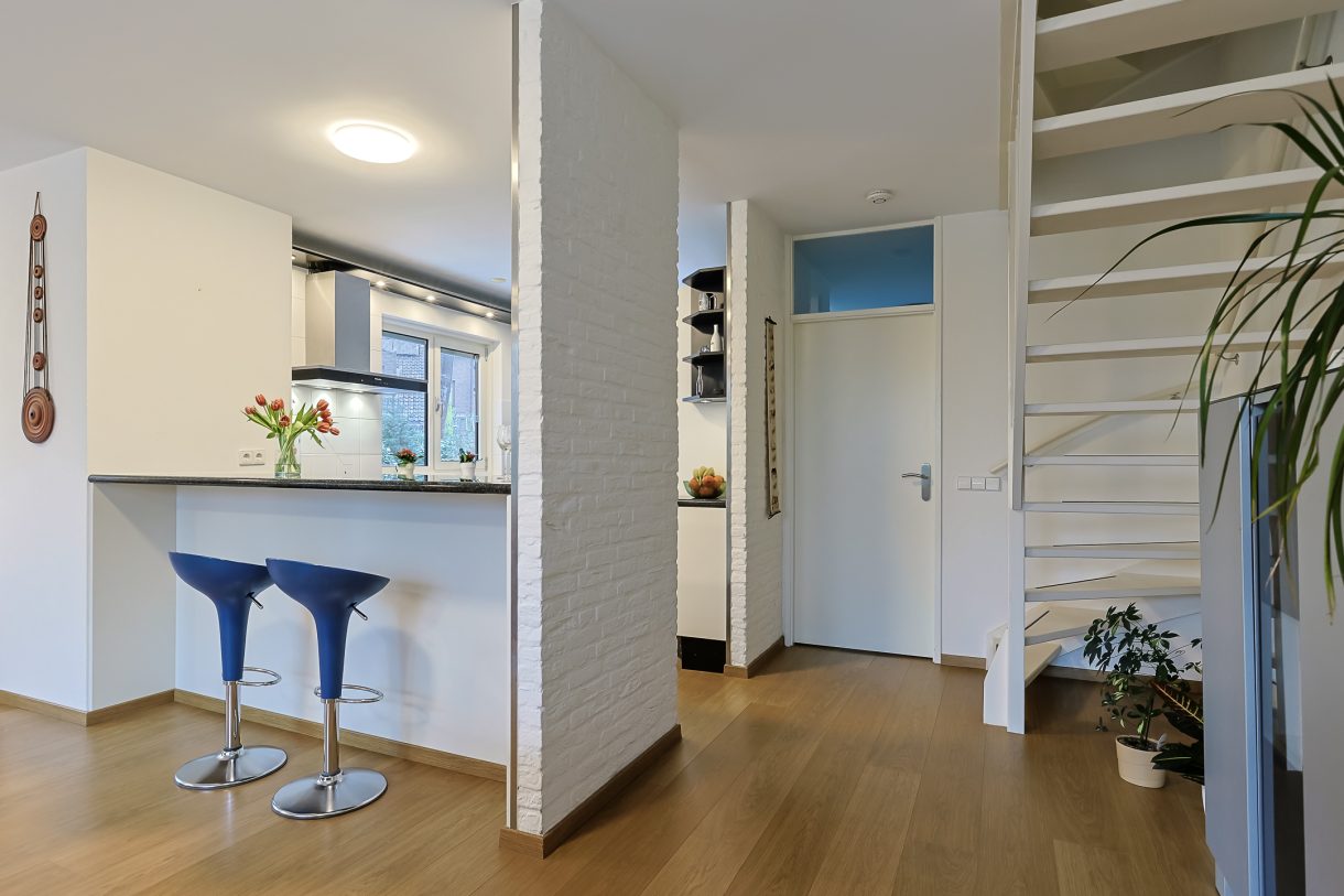 Te koop: Foto Woonhuis aan de Domela Nieuwenhuislaan 9 in Leiden