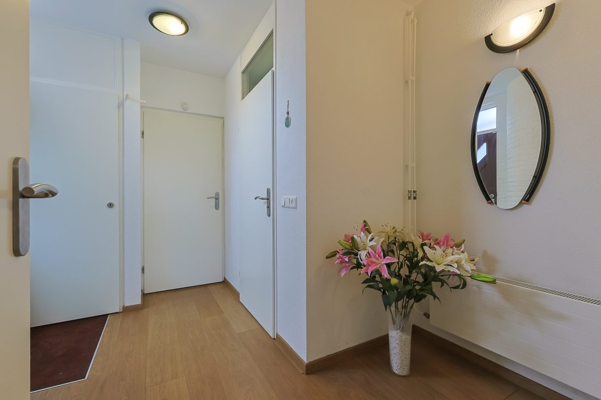 Te koop: Foto Woonhuis aan de Domela Nieuwenhuislaan 9 in Leiden