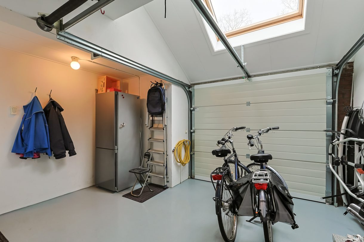 Te koop: Foto Woonhuis aan de Domela Nieuwenhuislaan 9 in Leiden