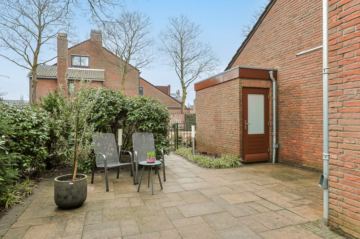 Te koop: Foto Woonhuis aan de Domela Nieuwenhuislaan 9 in Leiden