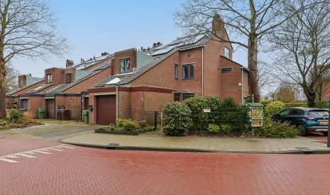 Hoofdfoto van Leiden Domela Nieuwenhuislaan 9