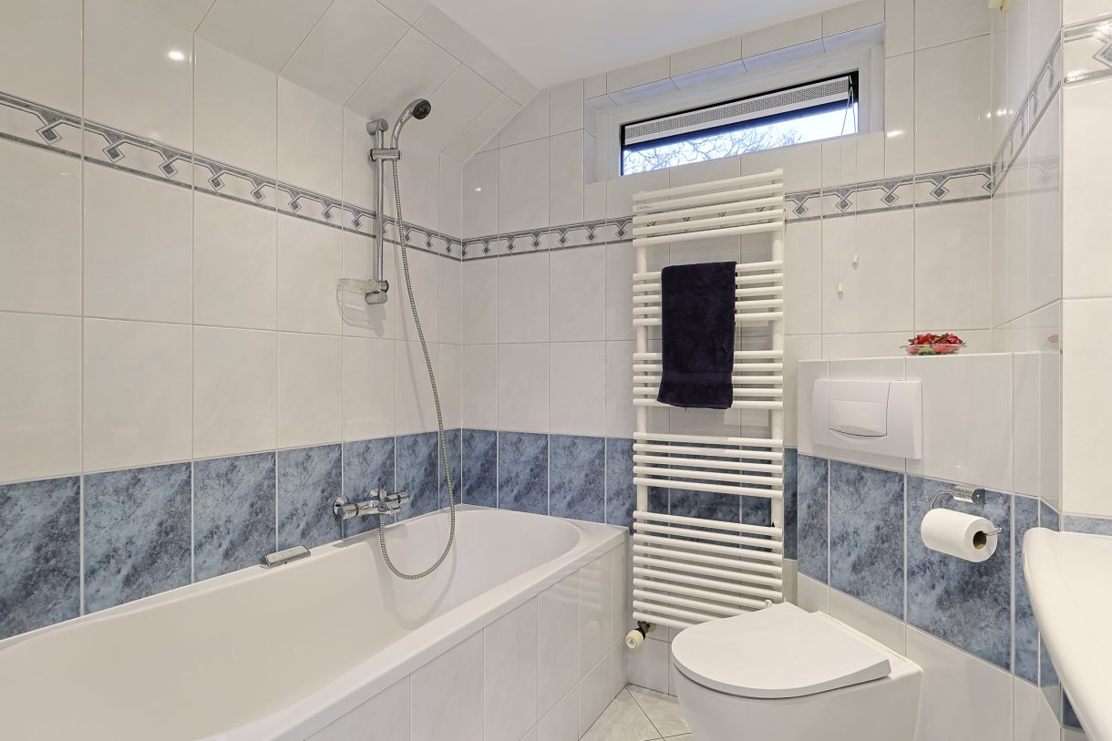 Te koop: Foto Woonhuis aan de Domela Nieuwenhuislaan 9 in Leiden