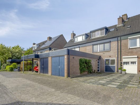 Hoofdfoto van Eindhoven Orleanshof 33